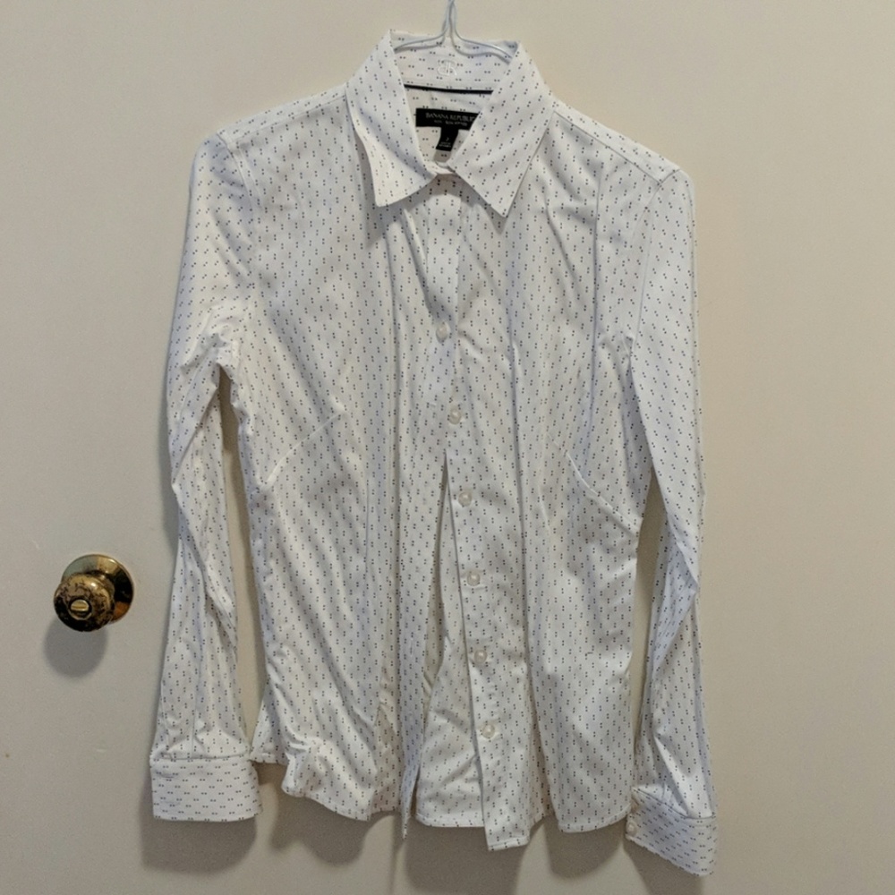 White non ironed fitted shirt